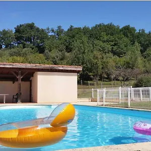 https://seuls-en-pleine-nature-gite-la-cote-blanche.midi-pyreneeshotels.com